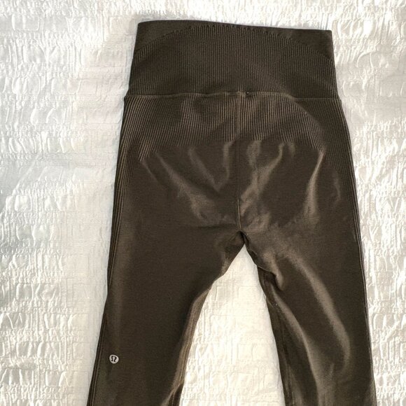 Lululemon Thermal Tight 28" Dark Olive Wool-Blend Seamless Knit Leggings 2 - Picture 5 of 10